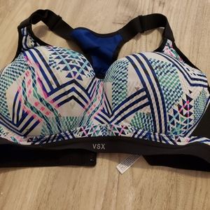 1 DAY SALE Victoria's Secret Sport Bra 38C